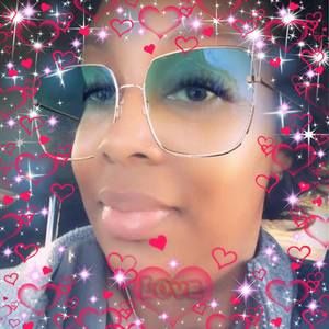 Meet your Posher, Shamika